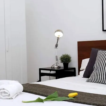Moderne Wohnung Mit Guter Lage